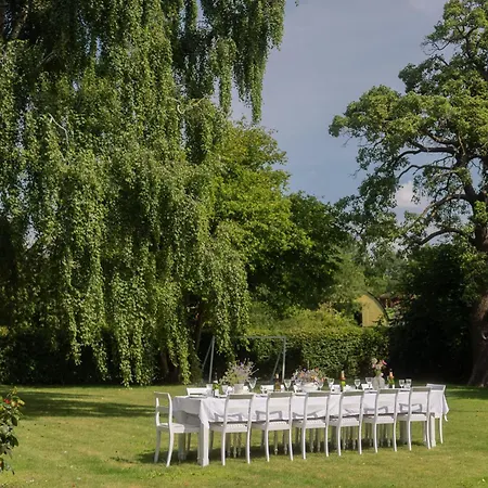 Wonderful Pedersminde * Эрёскёбинг