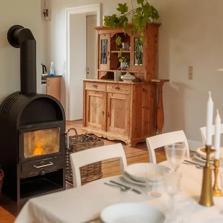 Wonderful Pedersminde Эрёскёбинг