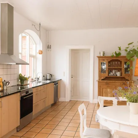 Wonderful Pedersminde * Эрёскёбинг