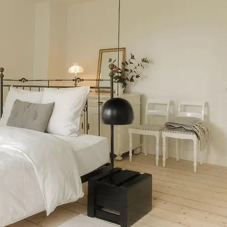 Wonderful Pedersminde Эрёскёбинг